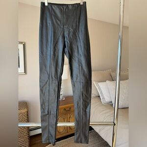 Lysse Hi-Waist Vegan Leather Legging (size S)